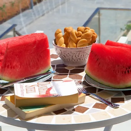 Pangea Villas- Irene * Τραπεζάκι