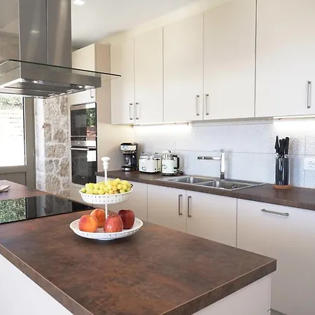 וילה Pangea Villas- Irene